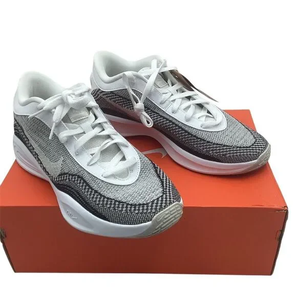 Nike G.T. Hustle Academy Men's Basketball Shoes White Size 9.5 - Picture 1 of 9